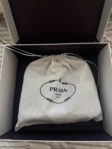 Nylon prada edition 2000 - prada,