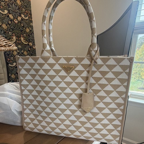 Prada beige white geometric - prada,