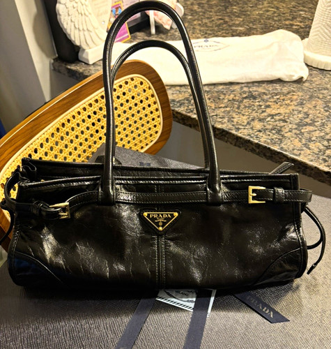 Prada bonnie medium black - prada,