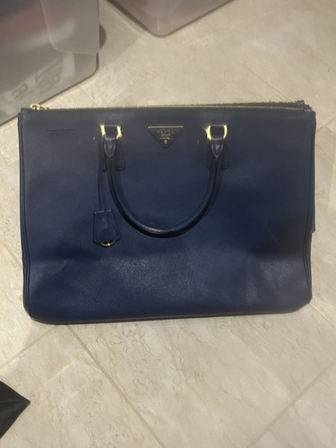 Prada saffiano lux - prada,